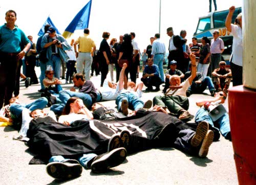 اعتصام في صربيا ضد ميلوسوفيتش