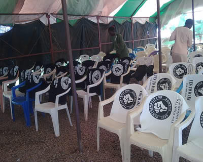 تحضير أحد مؤتمرات تنظيم أوتبوري في افريقيا