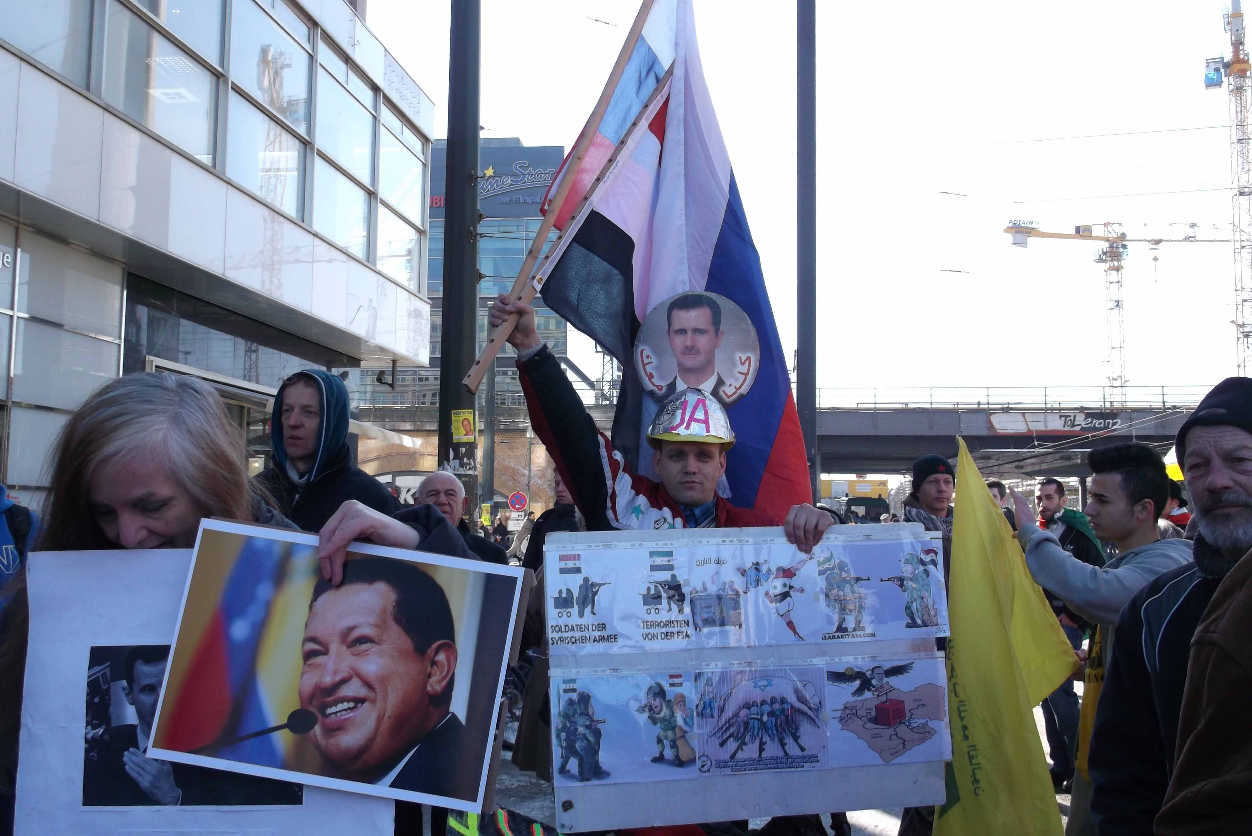 مجموعة من رموز مقاومة النظام العالمي الجديد في هذه الصورة لجهاد اسكندر. برلين في 16 آذار 2013 مجموعة من رموز مقاومة النظام العالمي الجديد في هذه الصورة لجهاد اسكندر. برلين في 16 آذار 2013